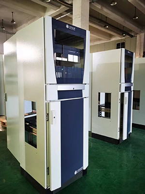  Freestanding & Floor-Mounted Enclosures