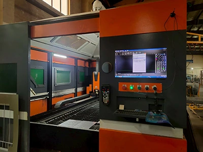 Laser cutting machine